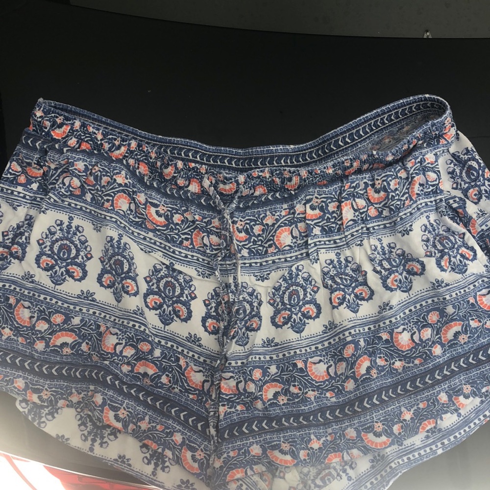 Flowy shorts